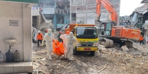 Indonesia School Collapse Death Toll Reaches 49, 14 Still Missing