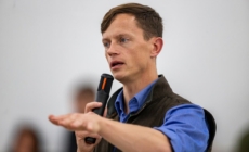 Democrat Leads Republican for Governor in State Trump Won 3 Times—Poll