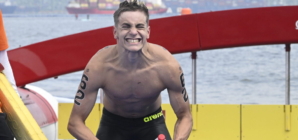 Hubert Kós Sweeps Backstroke Events with Double World Record in Toronto