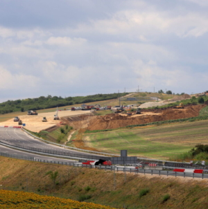 Strabag Faces Ultimatum and Extraordinary Audit Amid M30 Motorway Dispute