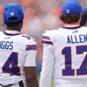Josh Allen’s Message to Stefon Diggs After Patriots Upset Bills Revealed