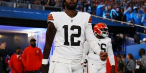 Shedeur Sanders Has 1-Word Message for Dillon Gabriel Before 1st NFL Start