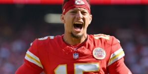 Kansas City Chiefs Get Disturbing Patrick Mahomes Warning