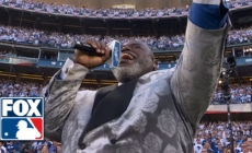Keith Williams Jr. & Rufus Wainwright perform National Anthems ahead of World Series Game 5