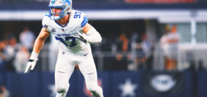 Aidan Hutchinson, Lions Agree to Extension With Record Guaranteed Money