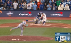 Alejandro Kirk hammers two-run home run, extending Blue Jays' lead over Dodgers