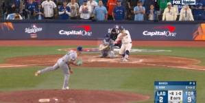Alejandro Kirk hammers two-run home run, extending Blue Jays' lead over Dodgers