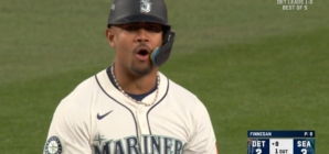 Mariners' Julio Rodríguez hits go-ahead double to retake lead over Tigers