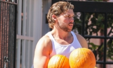 Christopher Schwarzenegger flaunts 30-pound weight loss results