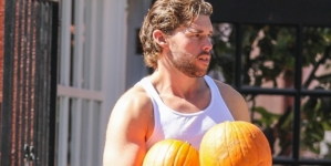 Christopher Schwarzenegger flaunts 30-pound weight loss results