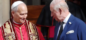 King Charles joins Pope Leo in historic prayer at the Sistine Chapel