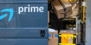 “No hire, no fire” job market may no longer be a thing as big companies announce mass layoffs