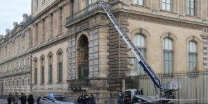The Louvre thieves used a furniture lift in their heist. Now the company that makes it is hoping to cash in.