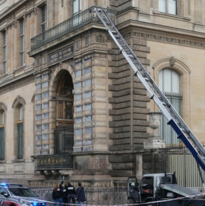 The Louvre thieves used a furniture lift in their heist. Now the company that makes it is hoping to cash in.