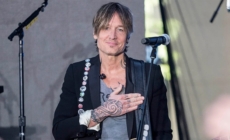 Keith Urban tears up over special birthday gift amid divorce news