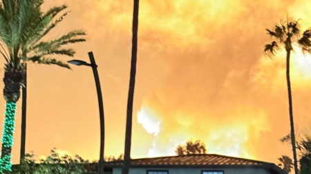Massive fire breaks out at refinery in El Segundo