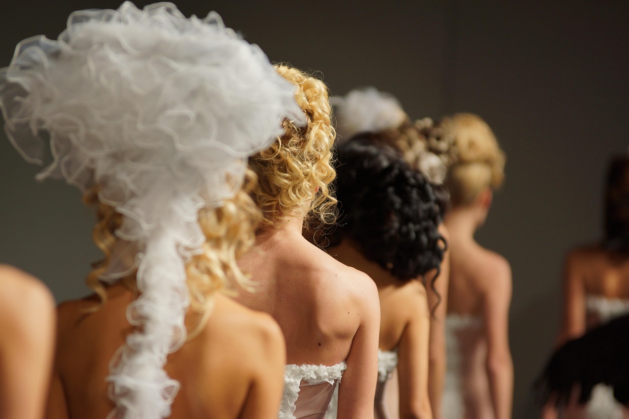 Exhibitions and Lectures Await Visitors at Budapest Contemporary Jewelry Week