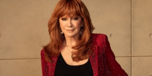 Reba McEntire cries on ‘The Voice’ remembering stepson Brandon Blackstock