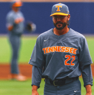 Tony Vitello Takes Daunting Step From College to MLB Dugout as Giants Manager