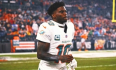 Dolphins’ Tyreek Hill Undecided on Retiring After Season-Ending Knee Injury
