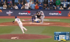 Will Smith drives in run, extending Dodgers' lead over Blue Jays