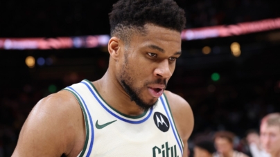 The Giannis Trade Question the 76ers Don’t Want to Answer