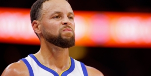 Warriors Announce Disheartening Steph Curry Injury Update With New Details