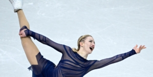 Amber Glenn Blocks Cameras From Filming Crying Olympian