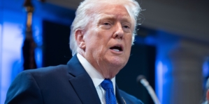 Donald Trump Criticizes Supreme Court Justices to Their Faces