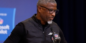 New York Jets Head Coach Goes Viral For Falling Asleep at NFL Combine