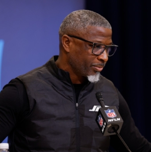 New York Jets Head Coach Goes Viral For Falling Asleep at NFL Combine