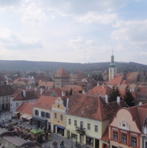 Government’s Family Policy Hailed as Global Model at V4 Summit