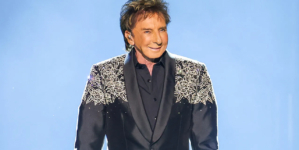 Barry Manilow postpones remaining arena shows after lung surgery