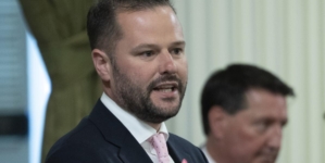 Newsom and Trump have vowed to crack down on corporate homebuying. A new bill aims to curb it