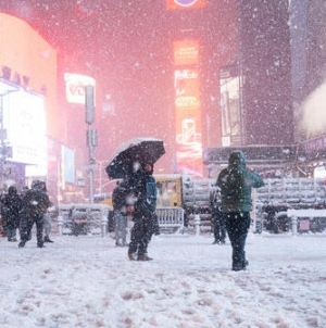 2/23: CBS Evening News – CBS News