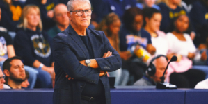 Women’s CBK AP Top 25: UConn’s Auriemma Ties VanDerveer Record With UConn No. 1