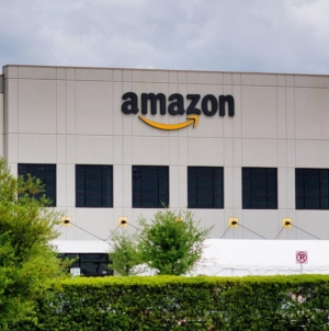 Lawsuit against Amazon over suicides linked to chemical can go to trial, court rules