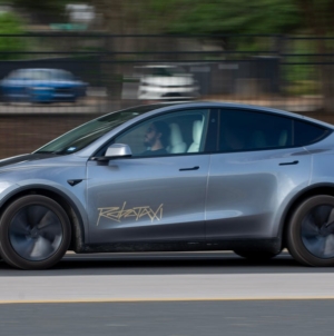 Tesla robotaxis involved in 14 crashes since launching in Austin, Texas, in 2025