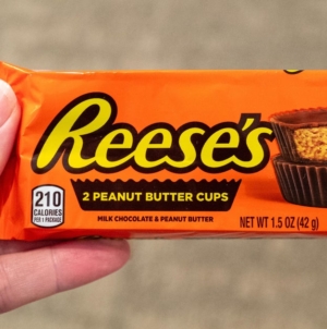 Grandson of Reese’s Peanut Butter Cup inventor accuses Hershey of “quietly replacing” ingredients