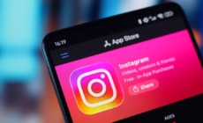 Instagram to alert parents when teens search for info on suicide or self-harm
