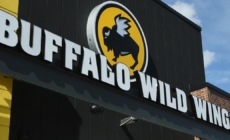 Buffalo Wild Wings sued over boneless wings: “false and deceptive marketing,” man claims