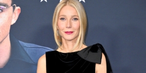 Gwyneth Paltrow flashes midriff at Santa Barbara film festival