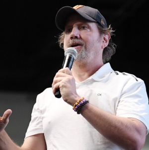 Jamie Kennedy criticizes Hollywood stars protesting ICE from red carpets