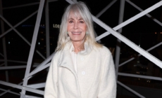 Actress Joanna Cassidy opens up about her romance with Alan Hamel