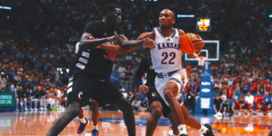 Cincinnati Hands No. 8 Kansas 1st Home Loss to Unranked Team This Season