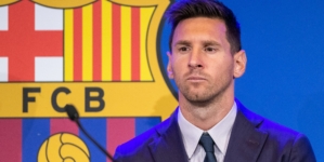 Barcelona Presidential Candidate Uses Messi Banner In Campaign Bid