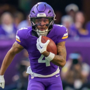 NFL World Reacts to Tragic Rondale Moore News