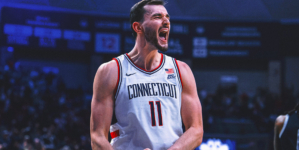 No. 5 UConn Bounces Back From Loss to Beat Villanova