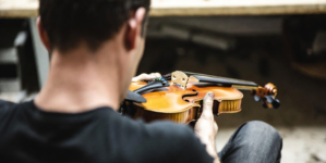 Hungarian violin makers impress in London