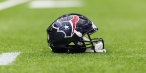 Texans Sign Star Defender Before Free Agency: Report